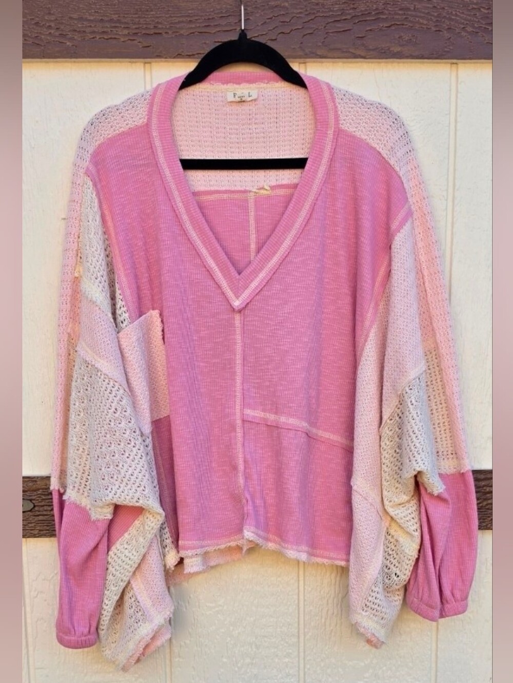 SOLD!! NEW!! POL Pink Mixed-Knit Women's Top with Patchwork & Crochet, Sz Large - Picture 2 of 6